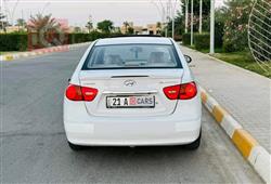 هیۆندای ئەلەنترا